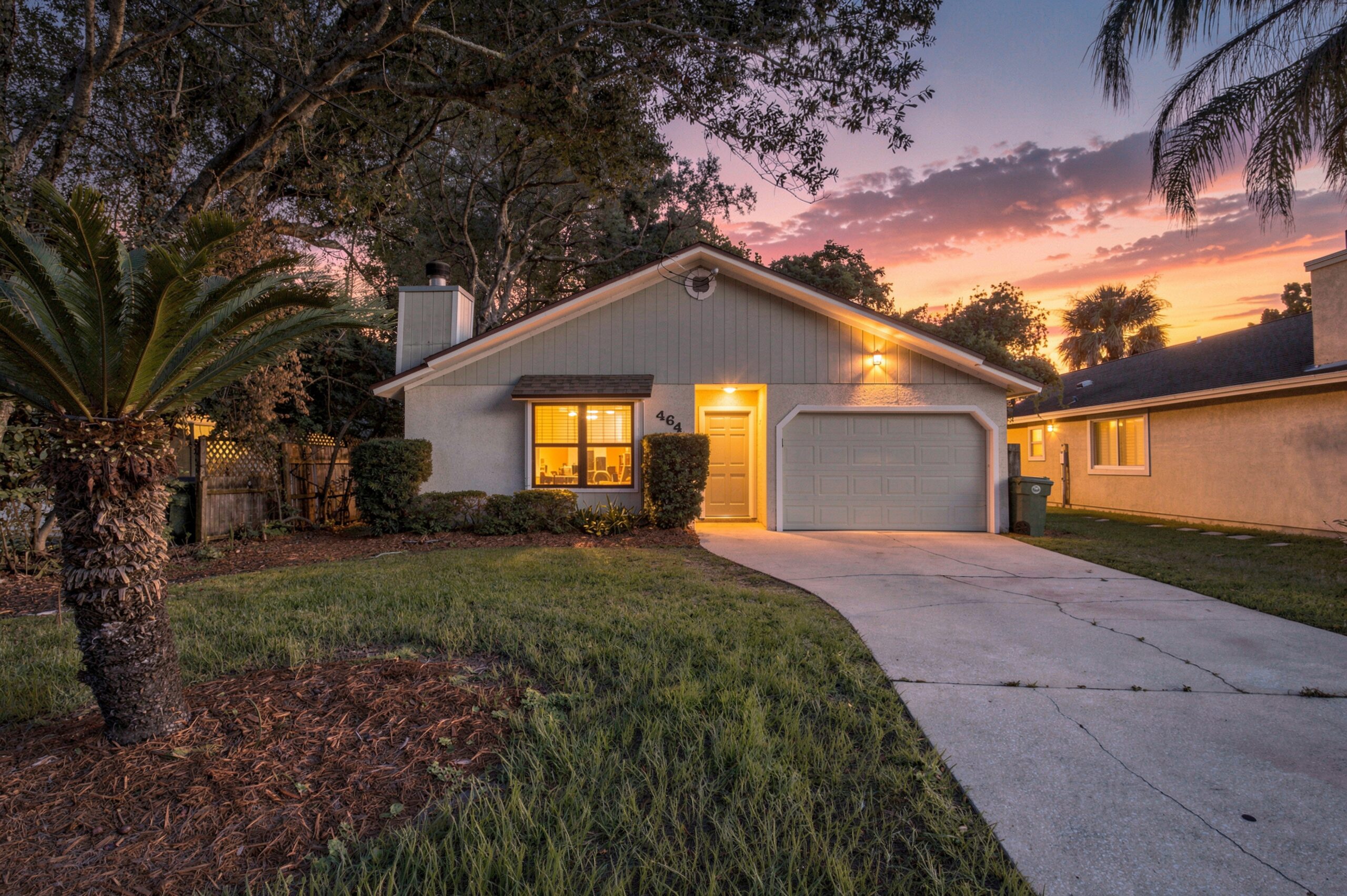 Front Sunset of 464 14th Ave S